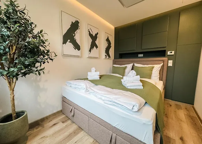 Elegante In Strandnaehe *